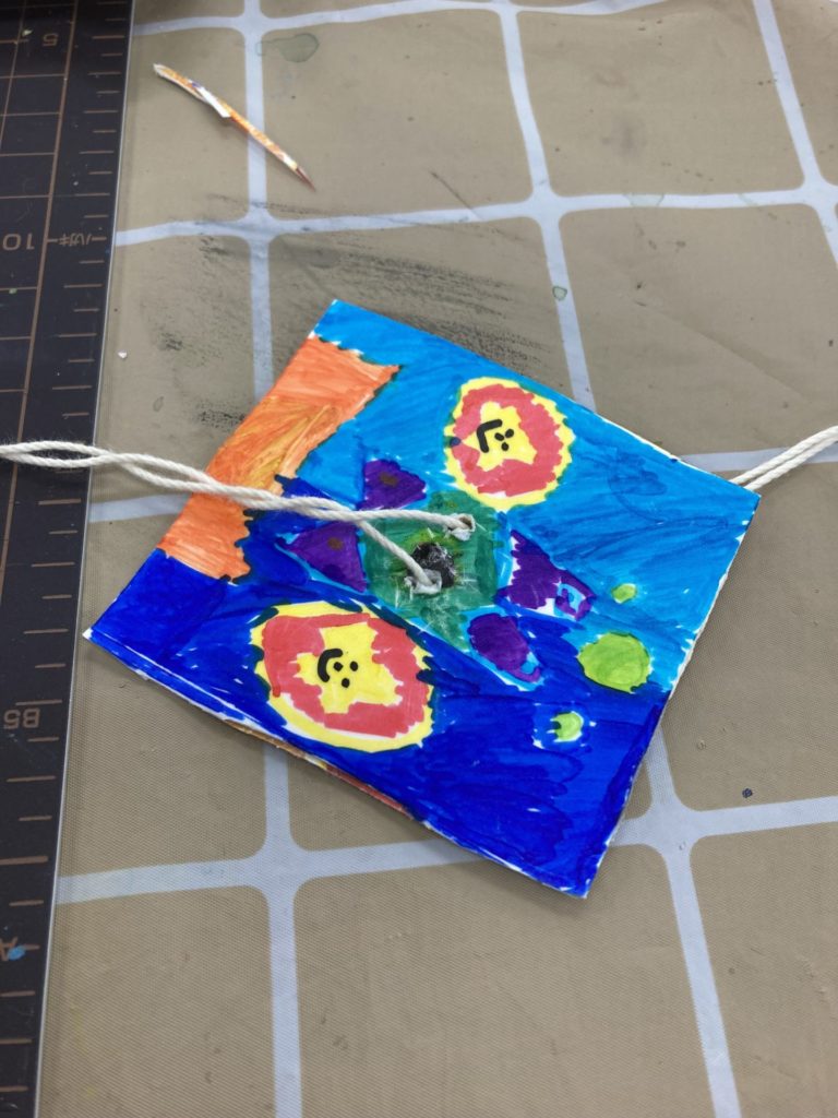 放課後の図工教室ぶんぶんごま1